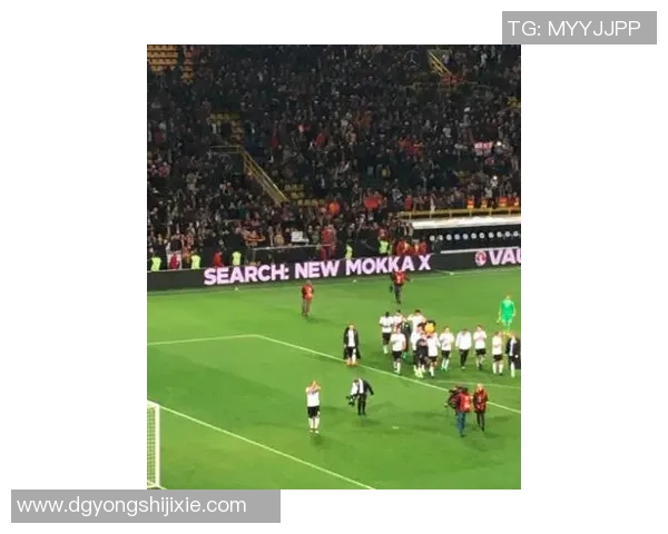 新疆籍土耳其足球明星的成长历程与辉煌成就揭秘 新疆籍土耳其足球明星的成长历程与辉煌成就揭秘